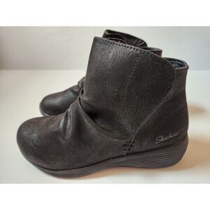 Skechers Women’s Arya Fresher Trick Ankle Boots Size 6 Black